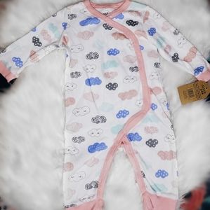Comfy Baby Onesie (Chick Pea)